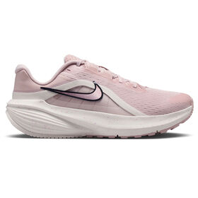  Nike Downshifter 14 SE Right Side View