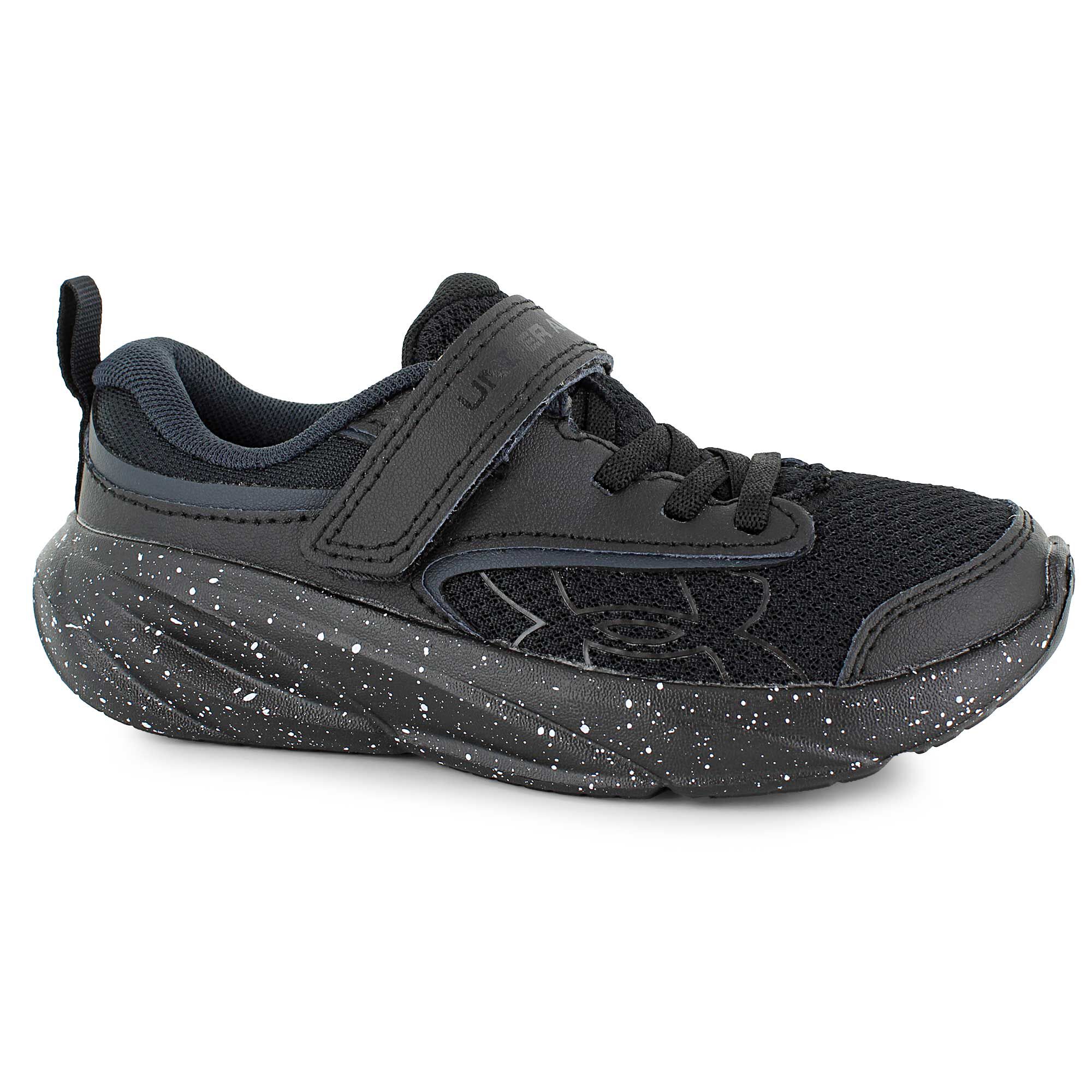 Under Armour Surge 5 Right Side View