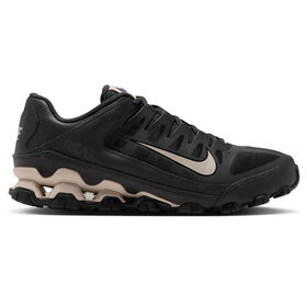  Nike Reax 8 TR Right Side View