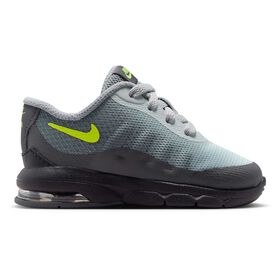  Nike Air Max Invigor Right Side View
