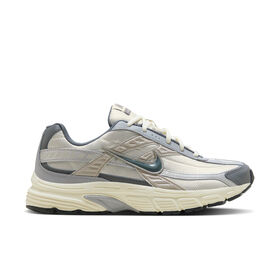 Lifestyle Nike Initiator Right Side View