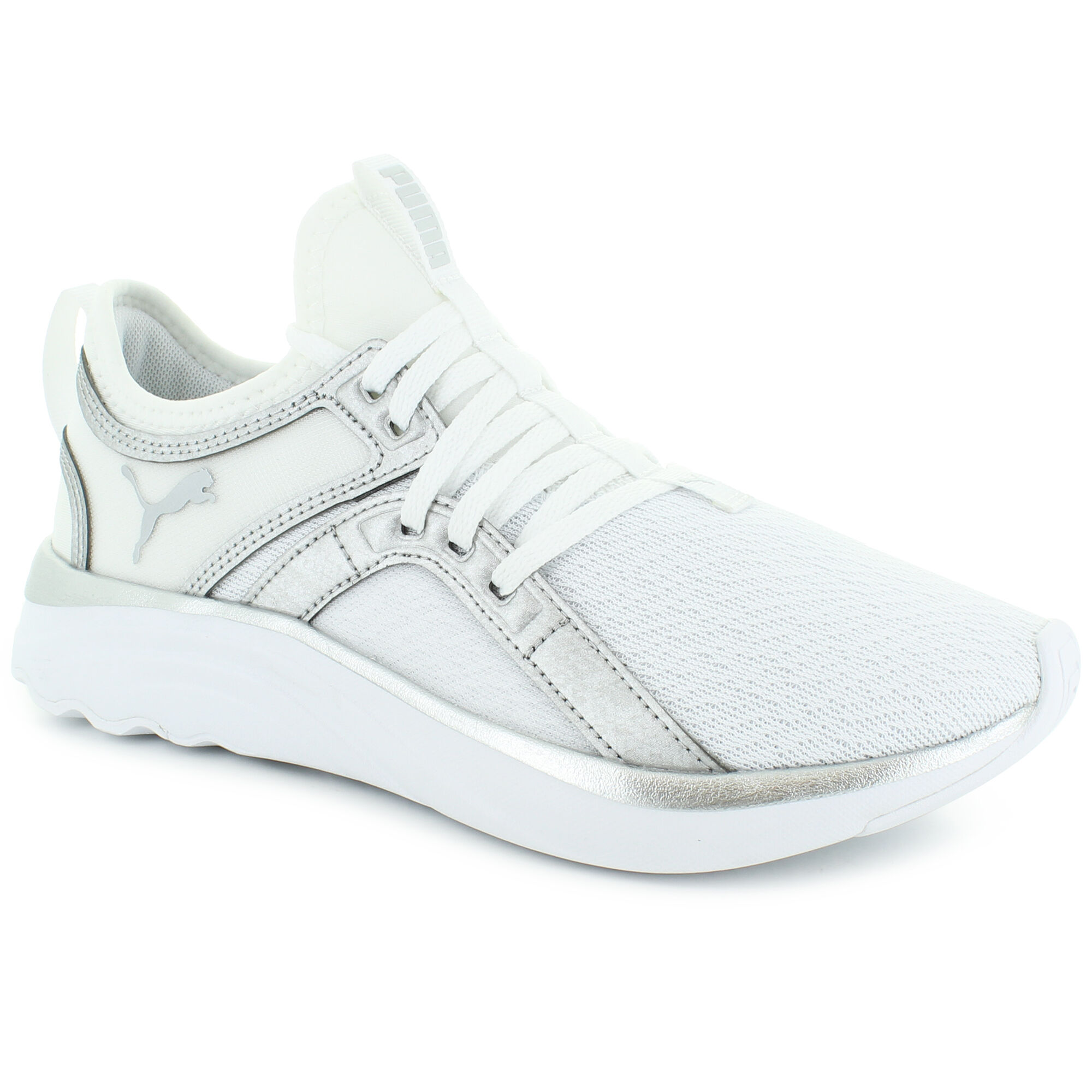 shoe department pumas