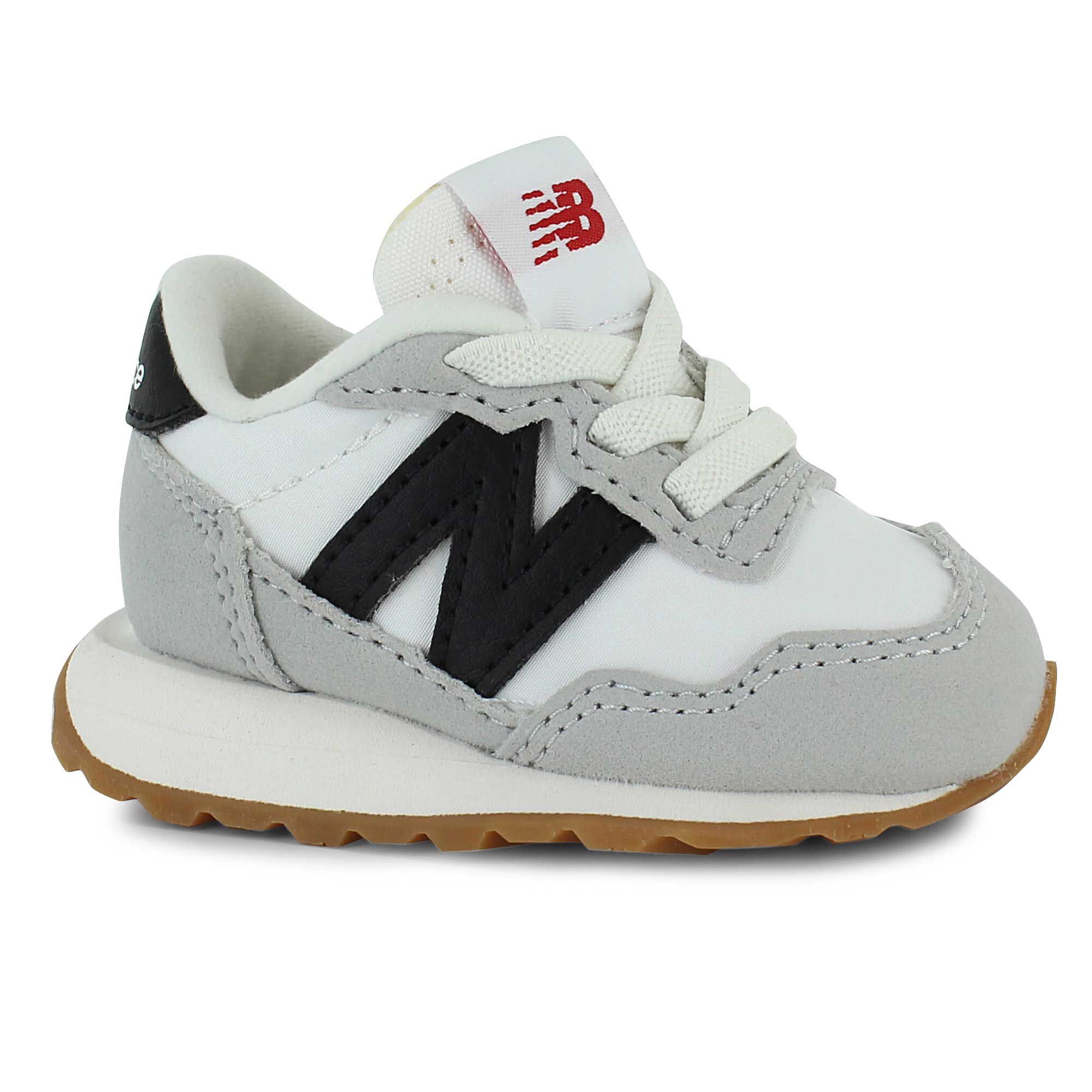 New Balance IH237 Right Side View