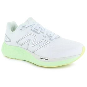  New Balance W680 Right Side View