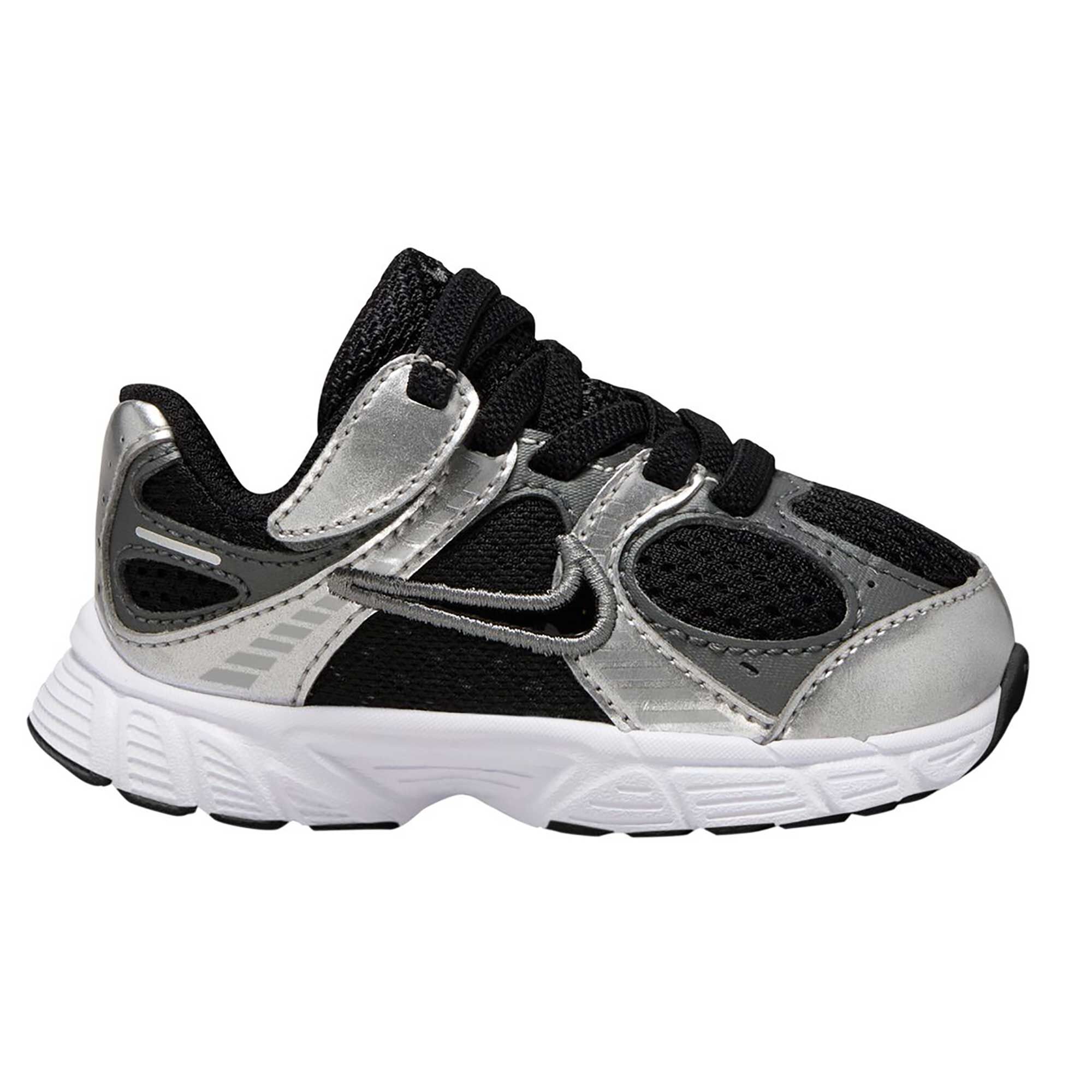 Nike V5 RNR Right Side View