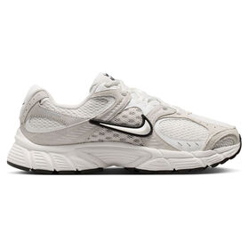  Nike V5 RNR Suede Right Side View