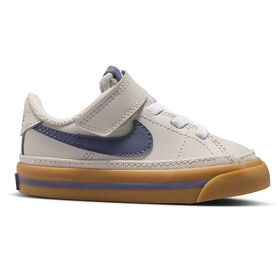 Court Shoes & Sneakers Nike Court Legacy Right Side View