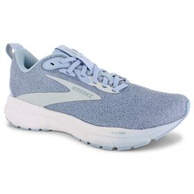  Brooks Trace 4 Right Side View