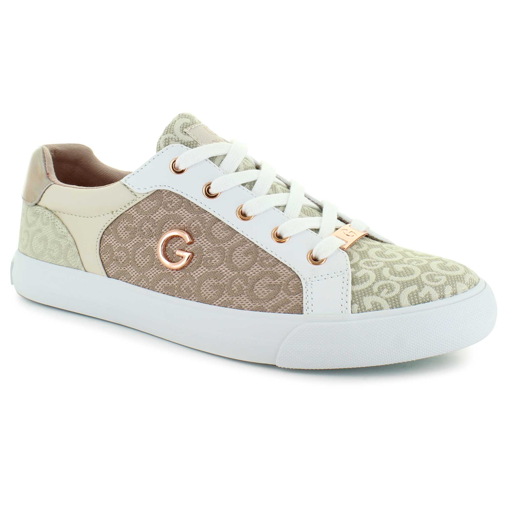 By guess shoes shop