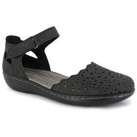 New Arrivals Sophia Taylor Shelly Right Side View