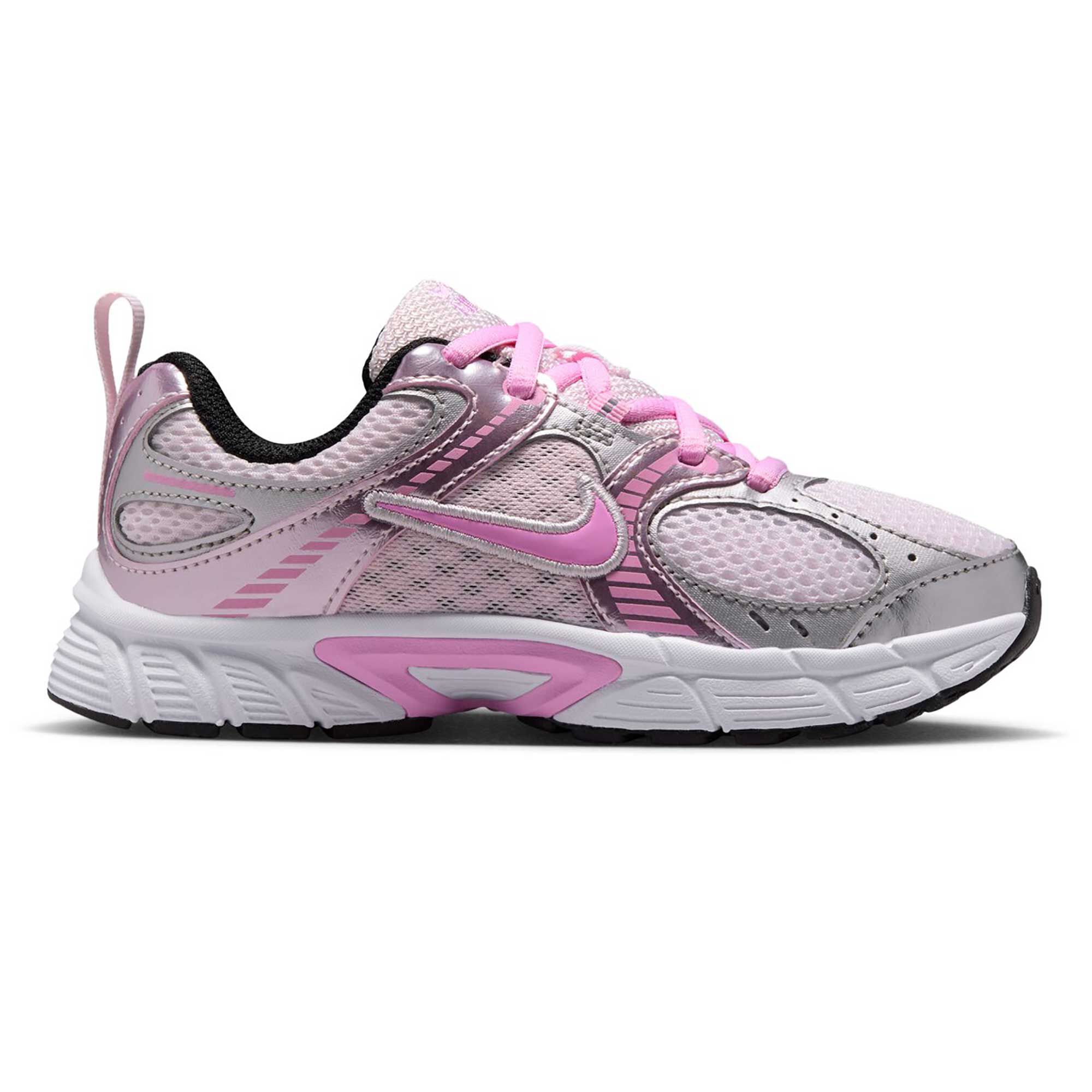 Nike V5 RNR Right Side View