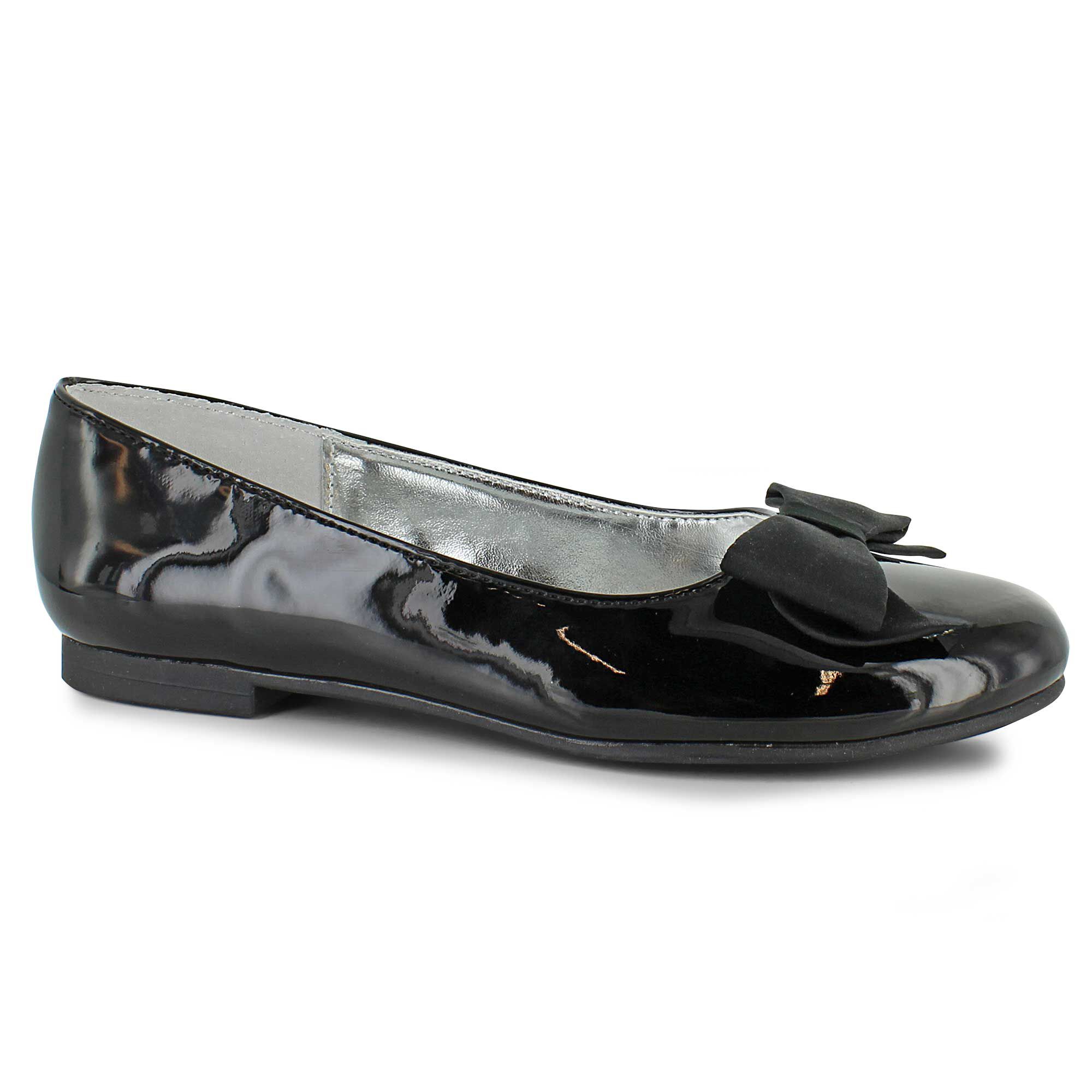 Nina pegasus flat shop