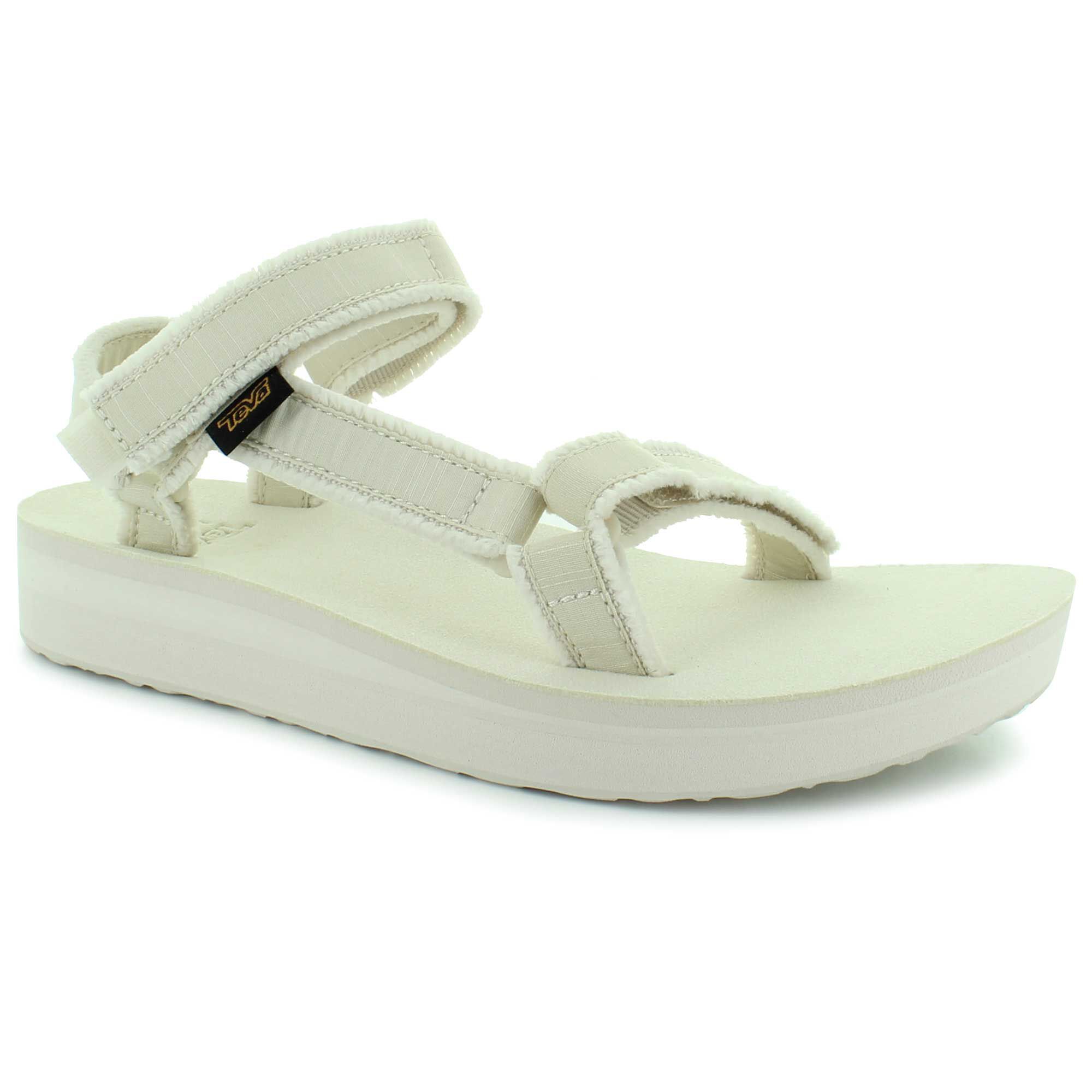 Shoe show on sale white sandals