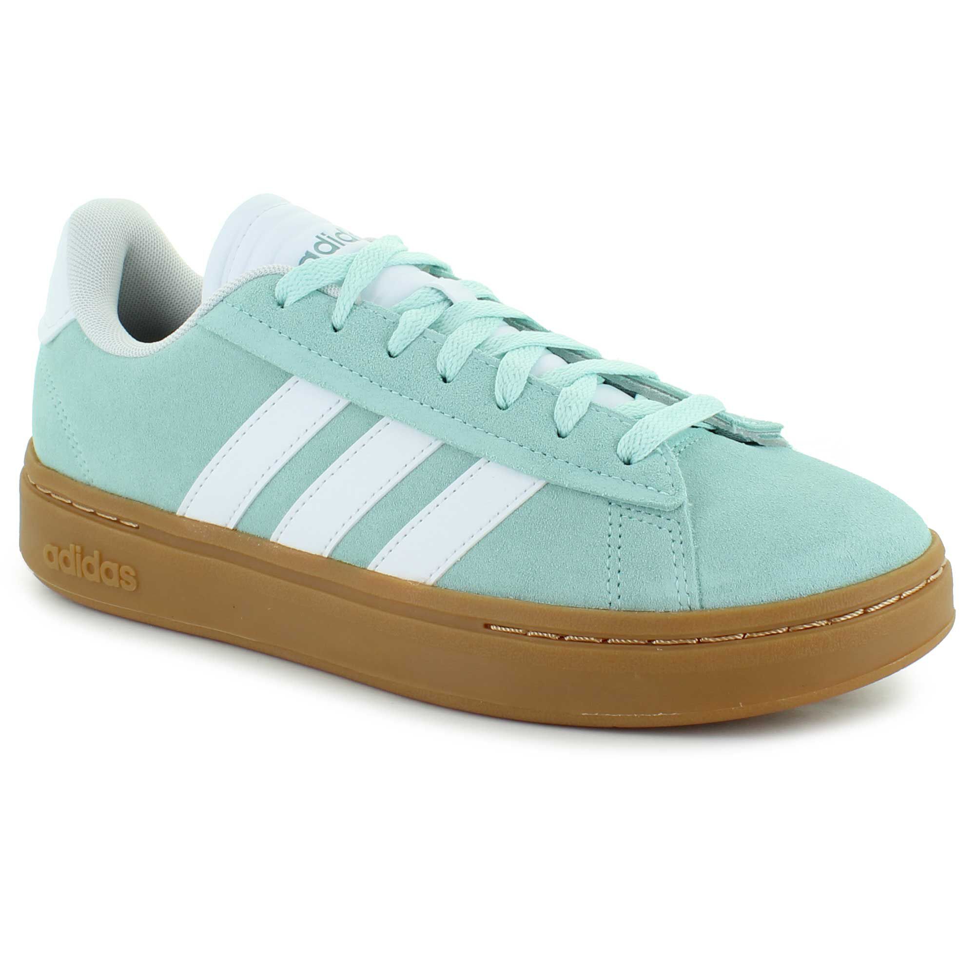 Shoe outlet dept adidas