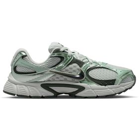 Platform & Chunky Athletics Nike V5 RNR Right Side View