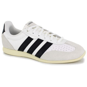 Court Shoes & Sneakers adidas Barreda Lo Right Side View