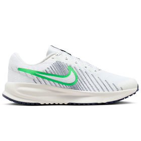  Nike Run Defy Right Side View