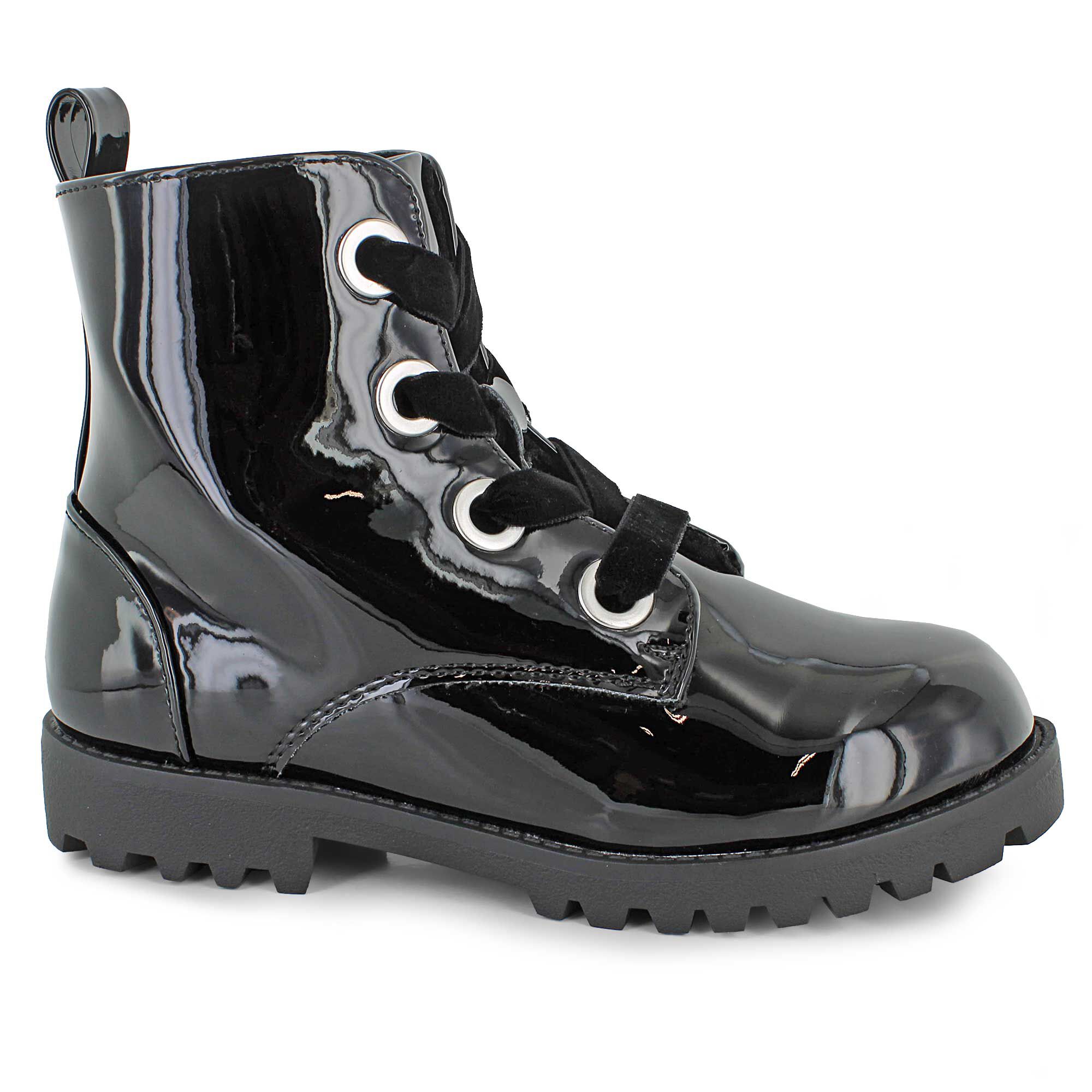 Marbella Go Out Right Side View