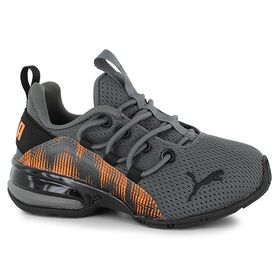  PUMA Axelion Right Side View