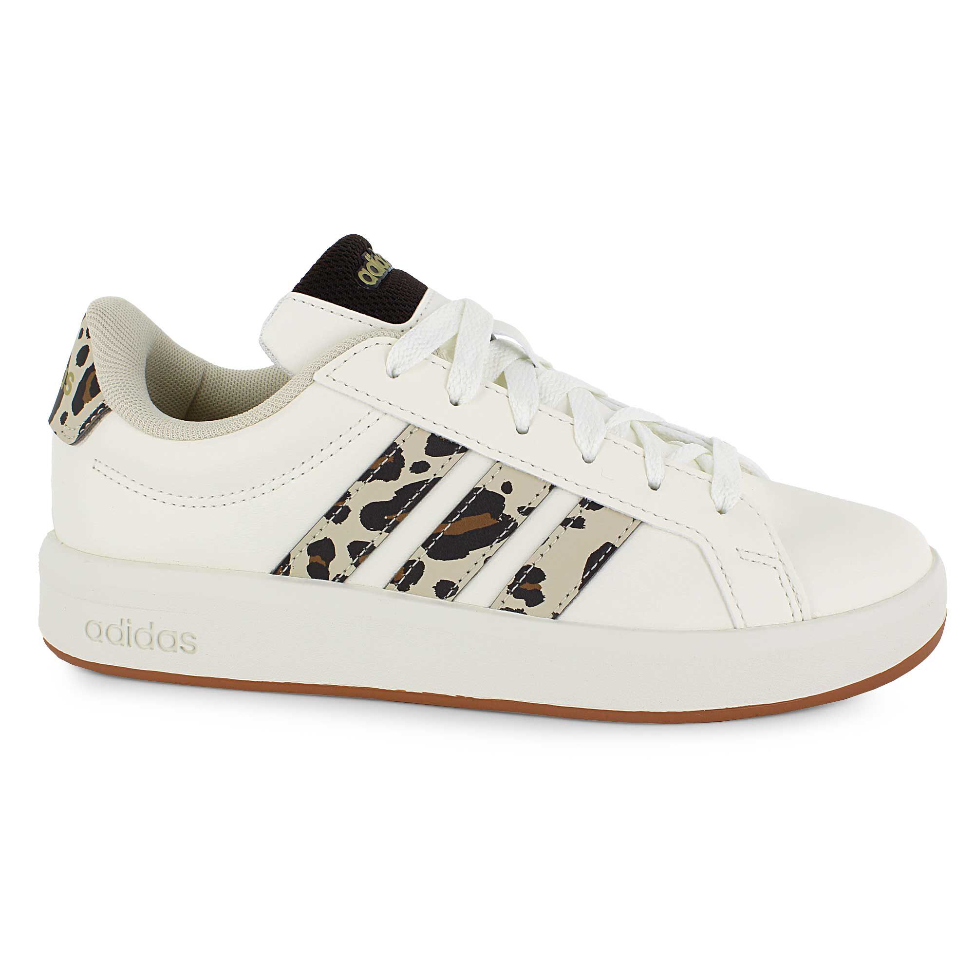 adidas Grand Court 2.0 Right Side View