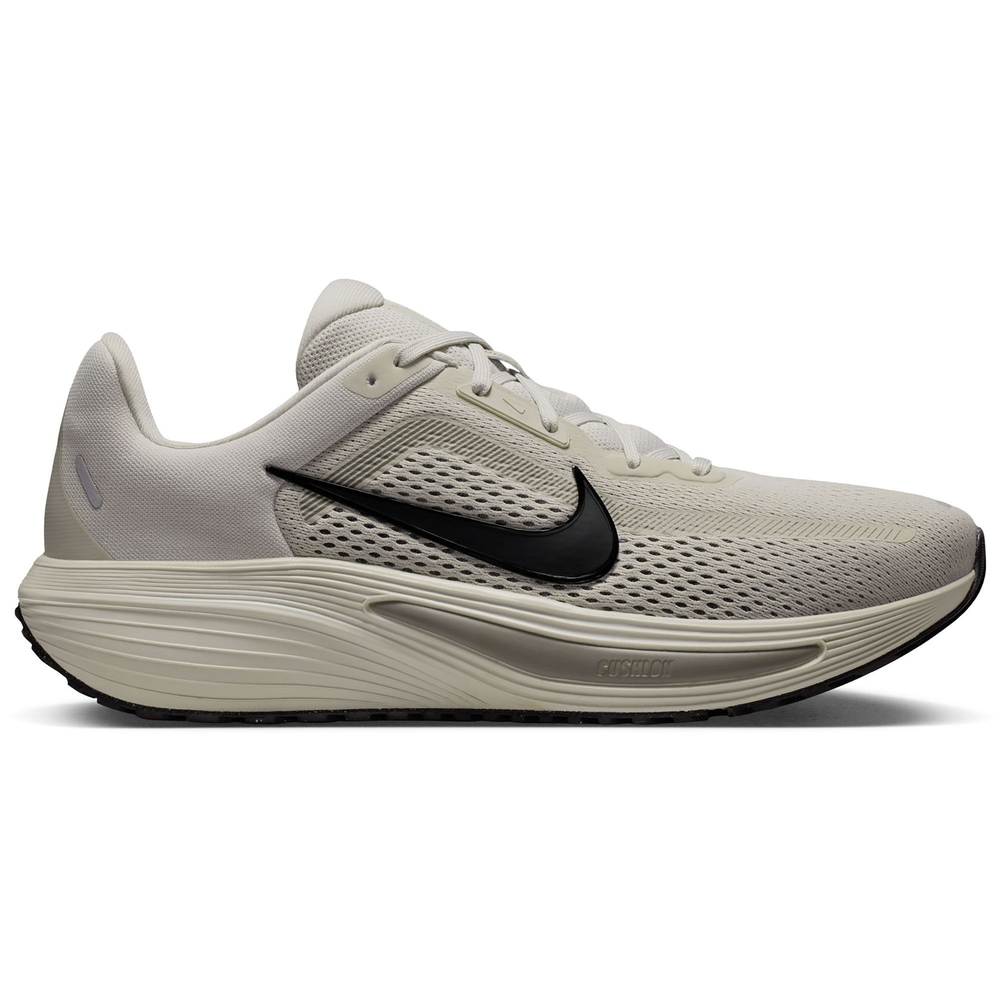 Nike Quest 7 Right Side View