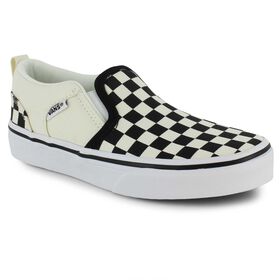 We Get Geometry Shop Now At Shoe Show Mega