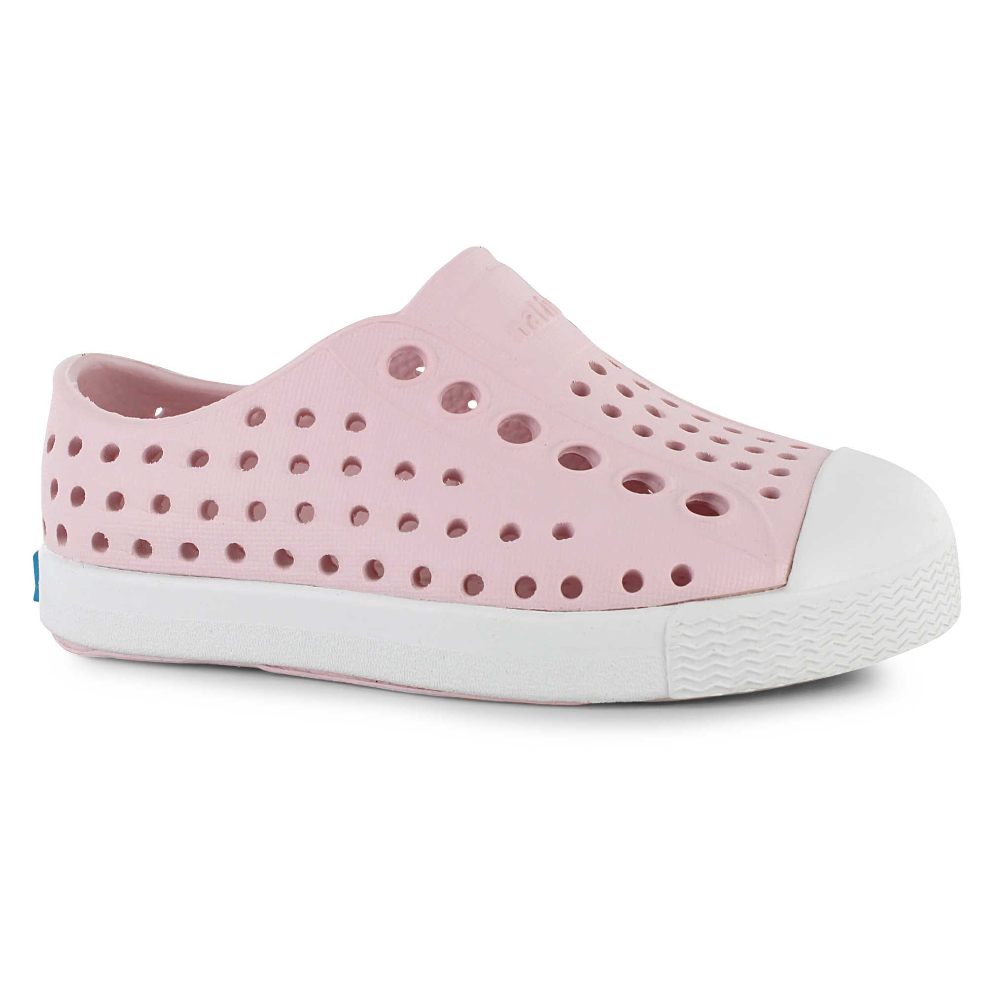 Red and Pink Shoes and Accessories | Shop Now at SHOE DEPT