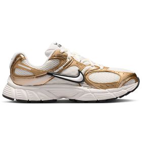  Nike V5 RNR Right Side View