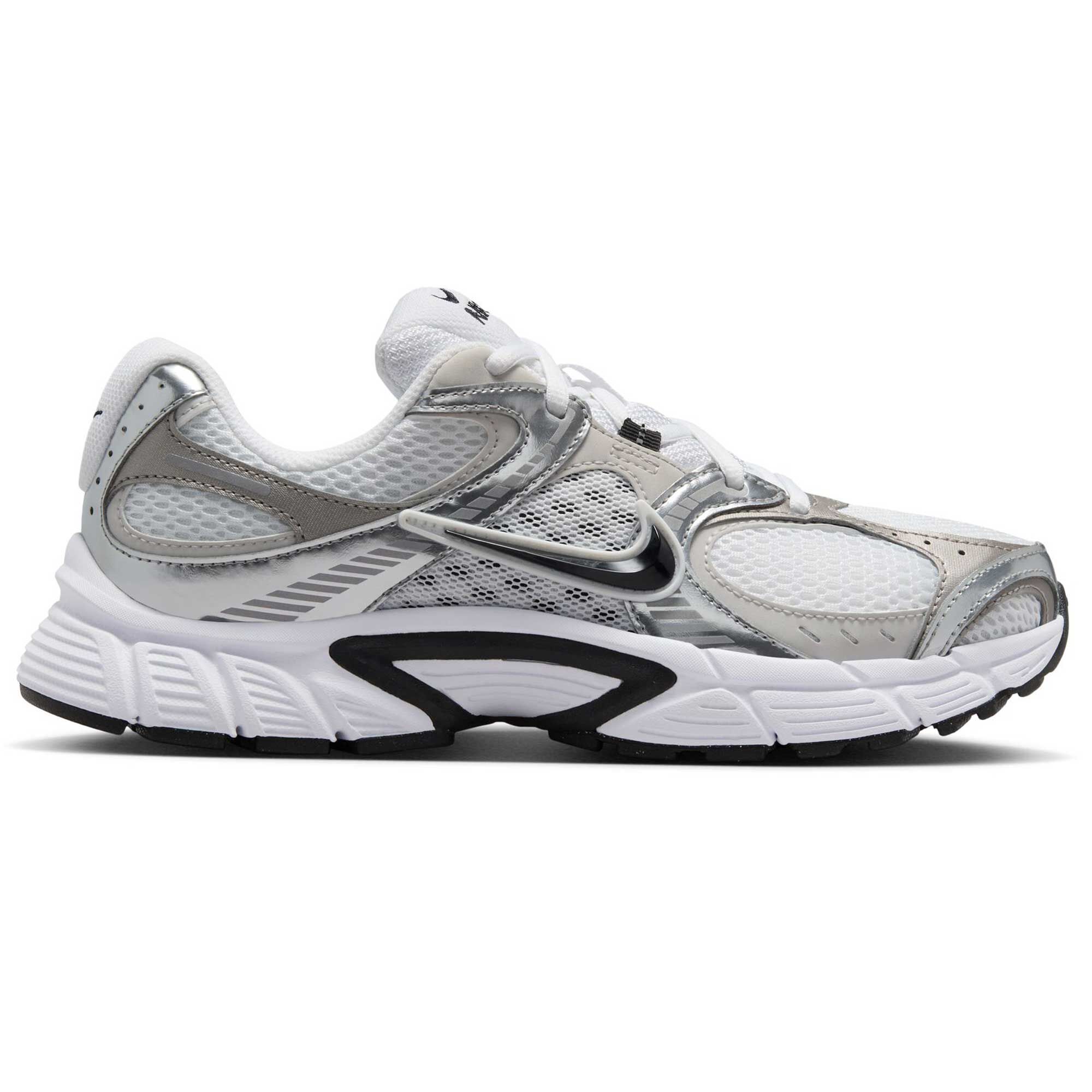 Nike V5 RNR Right Side View