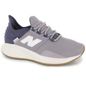  New Balance Fresh Foam Roav Right Side View