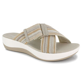  Clarks Cloudsteppers Arla Wave Front View