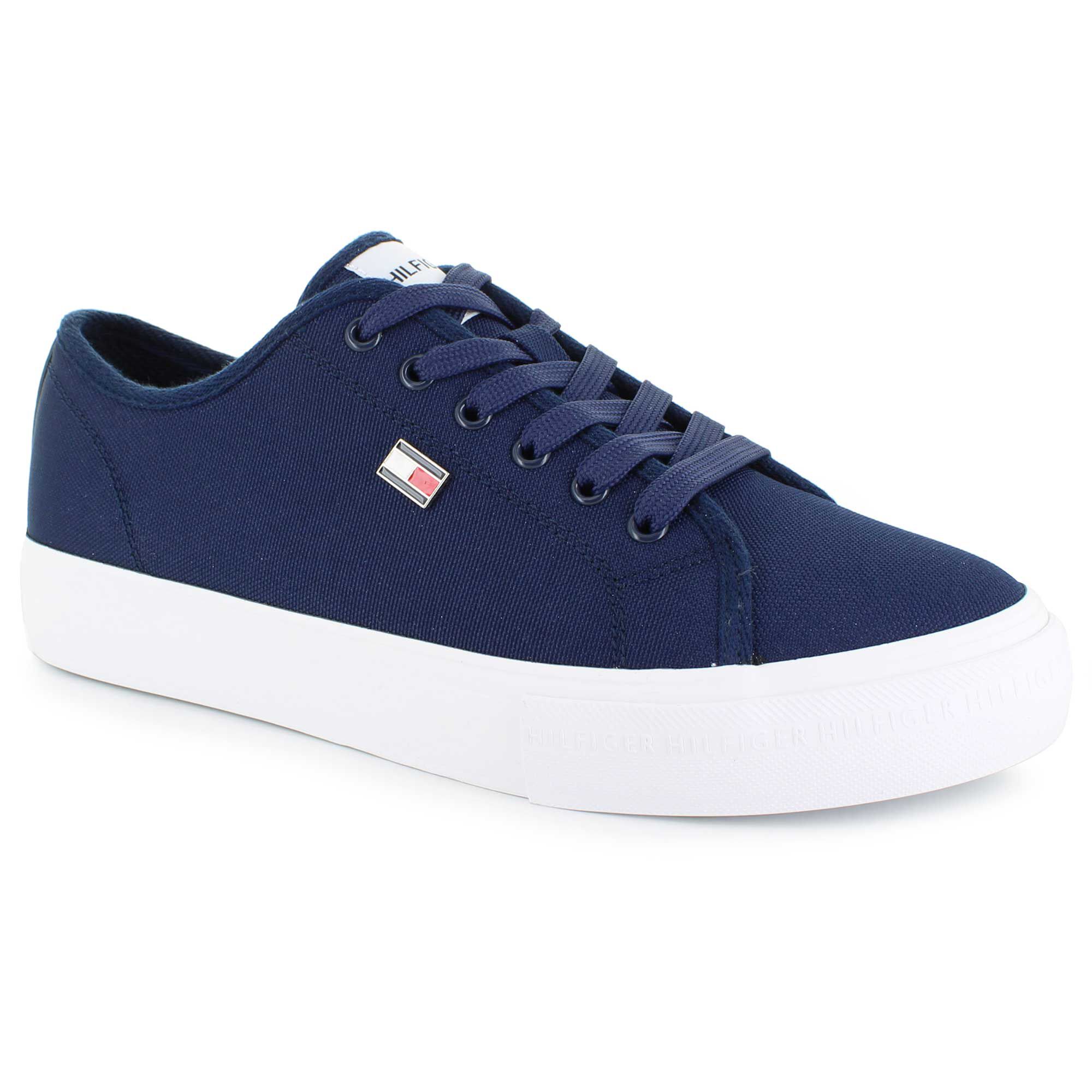 Tommy Hilfiger Aressa Right Side View