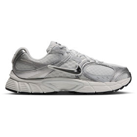  Nike V5 RNR Premium Right Side View