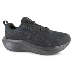  Under Armour Assert 11 Right Side View