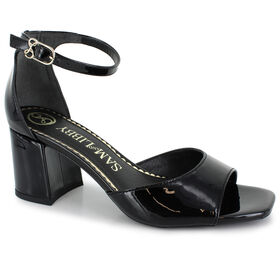  Sam and Libby Leanne Right Side View