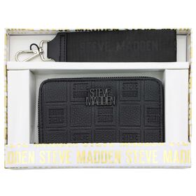  Steve Madden Boxed Wallet/Wristlet Gift Set Front View