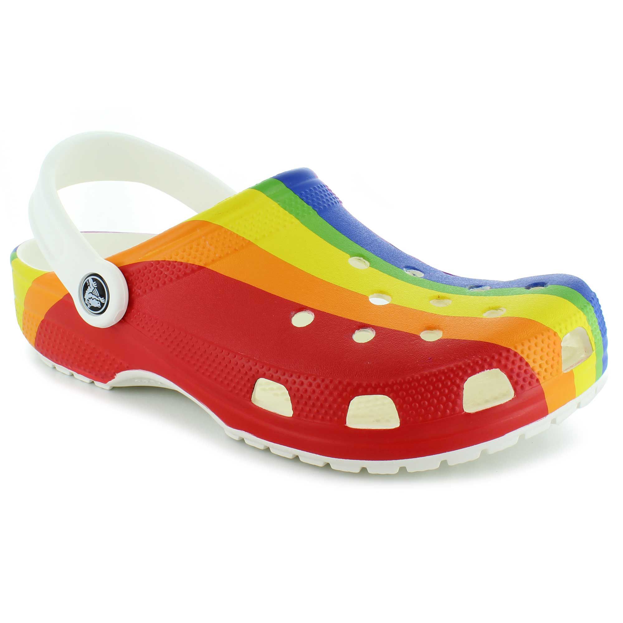 shoe carnival fuzzy crocs