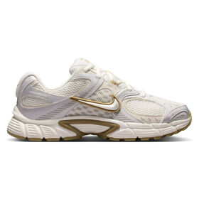  Nike V5 RNR Right Side View