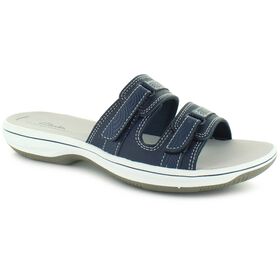  Clarks Cloudsteppers Breeze Piper Front View