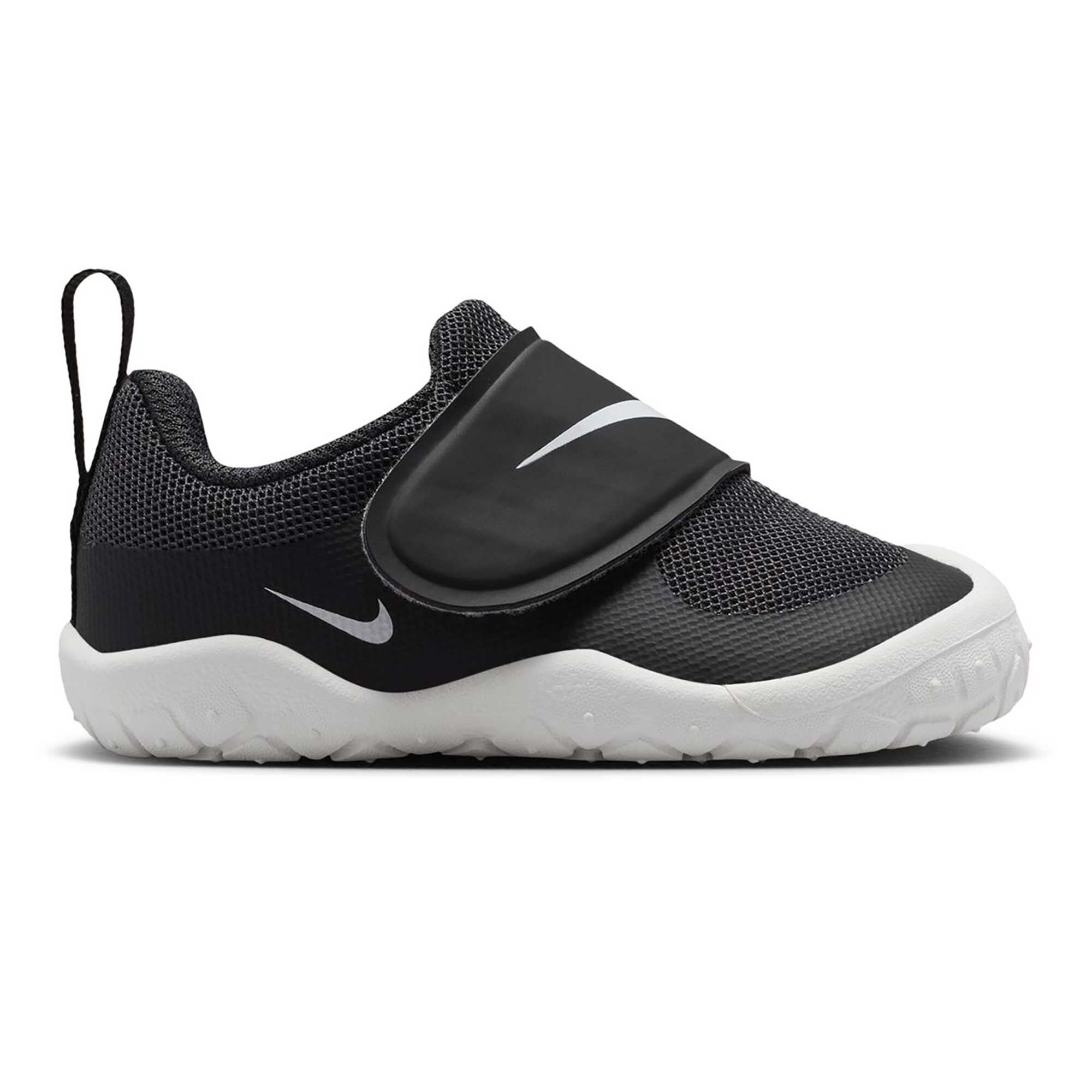 Nike Swooosh 2 Essential Right Side View