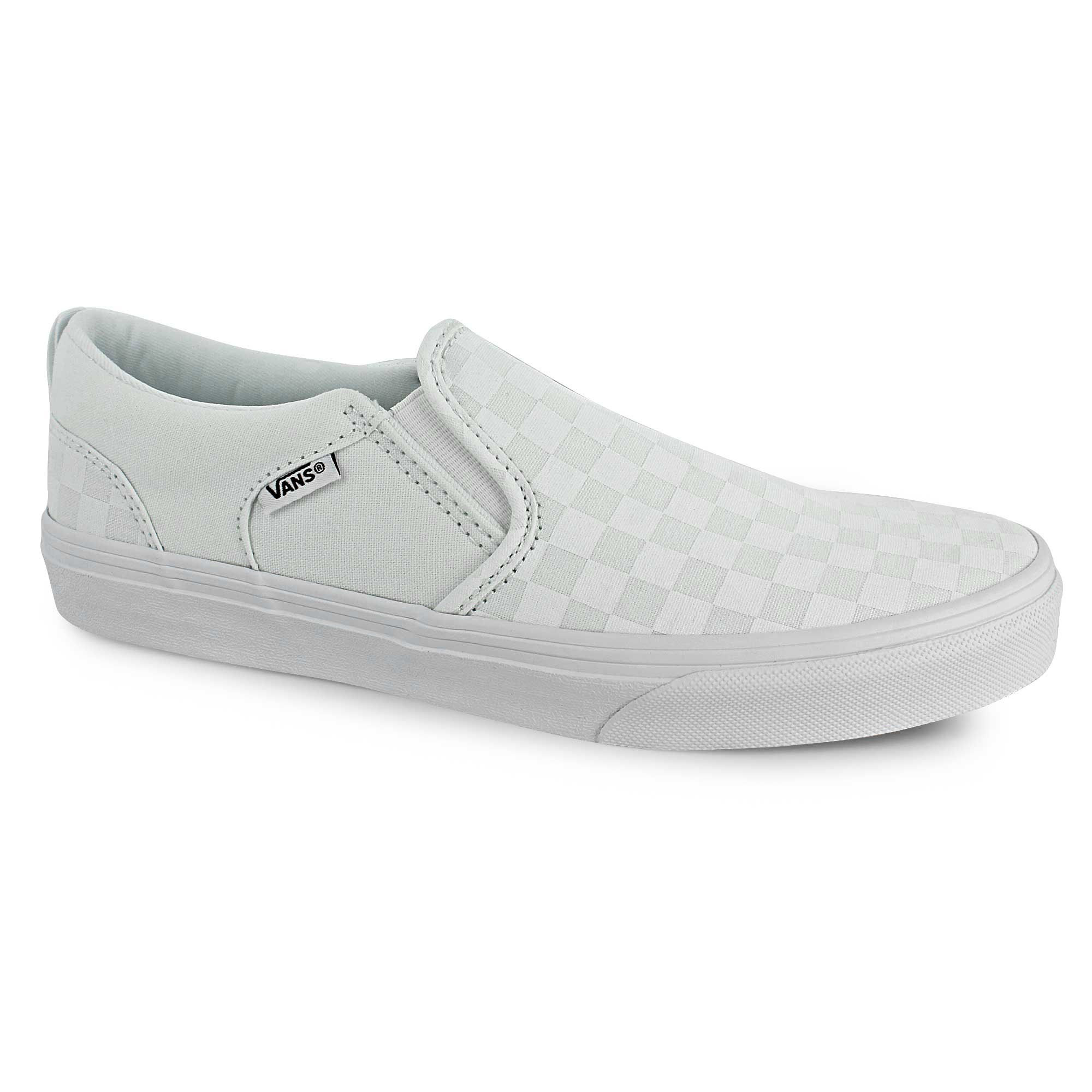 does shoe dept sell vans