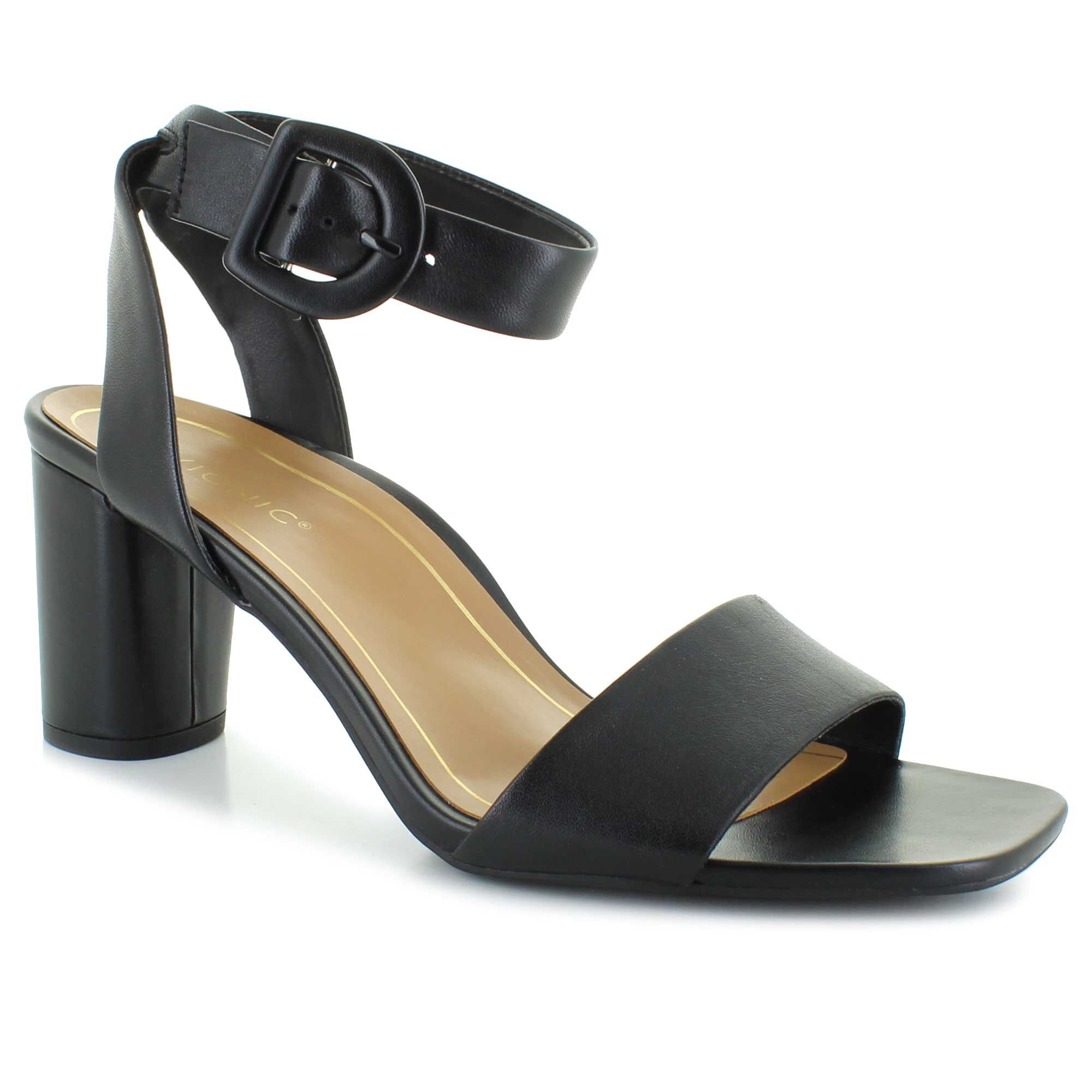Shoe outlet show heels