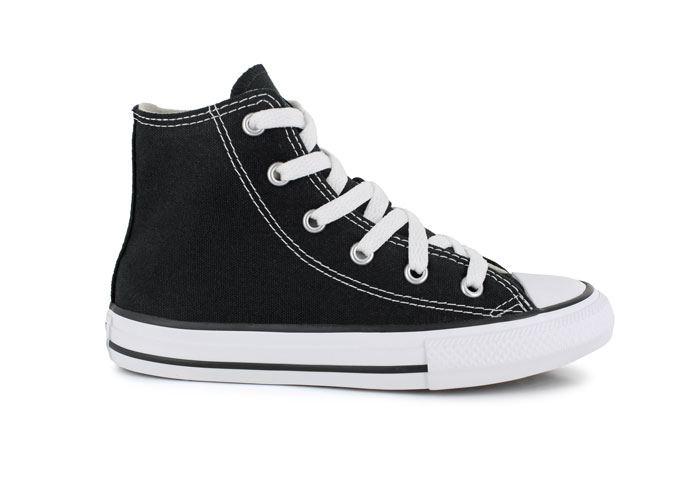 Uniform shoes
