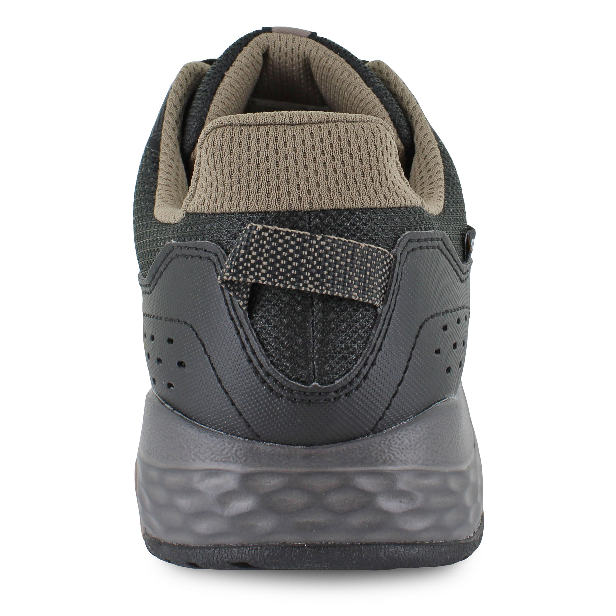 New Balance MT410 V8