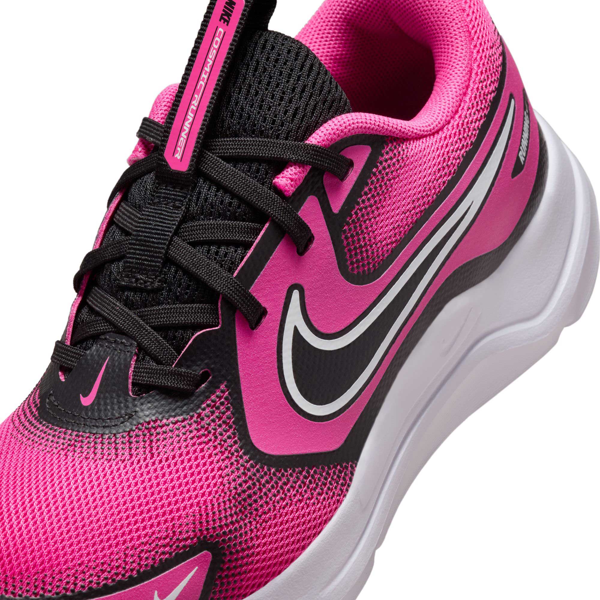 Nike Cosmic Runner