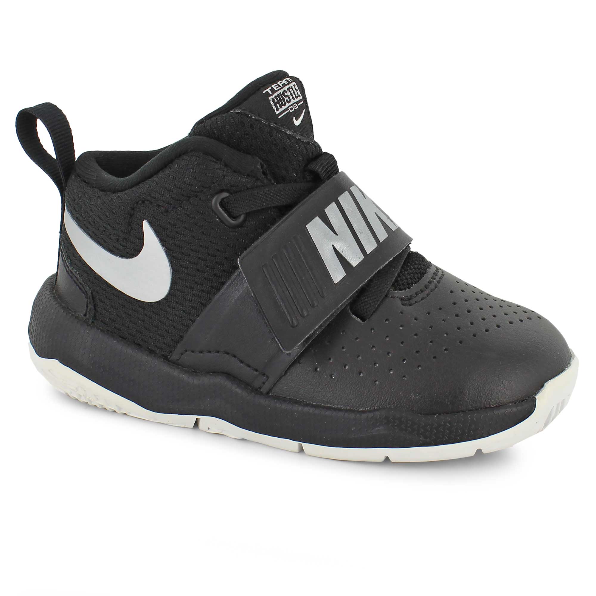 nike team hustle d8